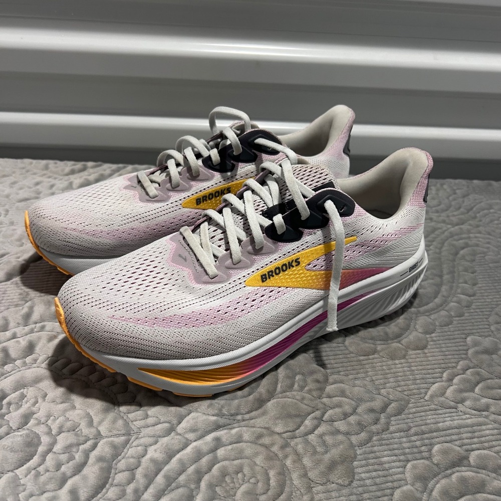 Brooks Ghost 17 Womens Running Shoes White Pink Yellow DNA LOFT v3 Sneakers